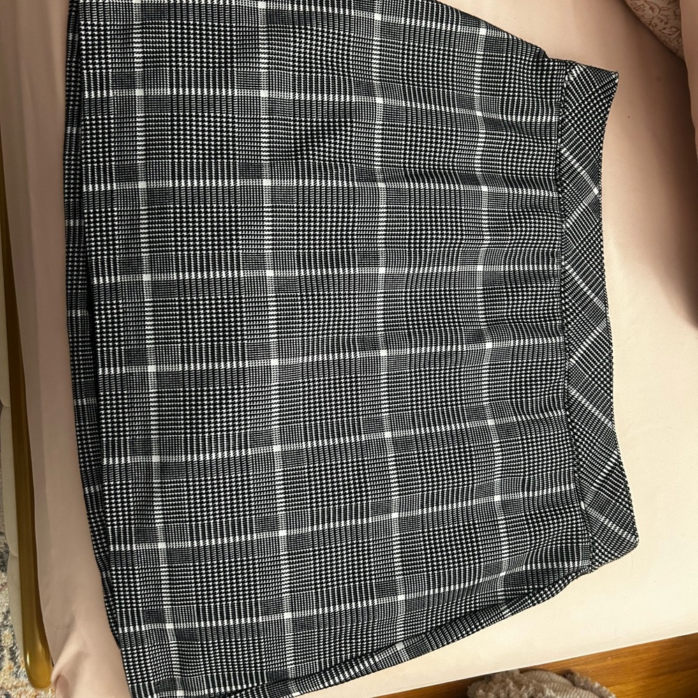 SPANX Black and White Checkered Mini Skirt